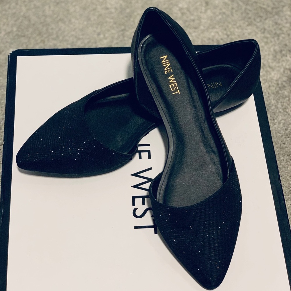 Brand New NINE WEST Two-piece Flats